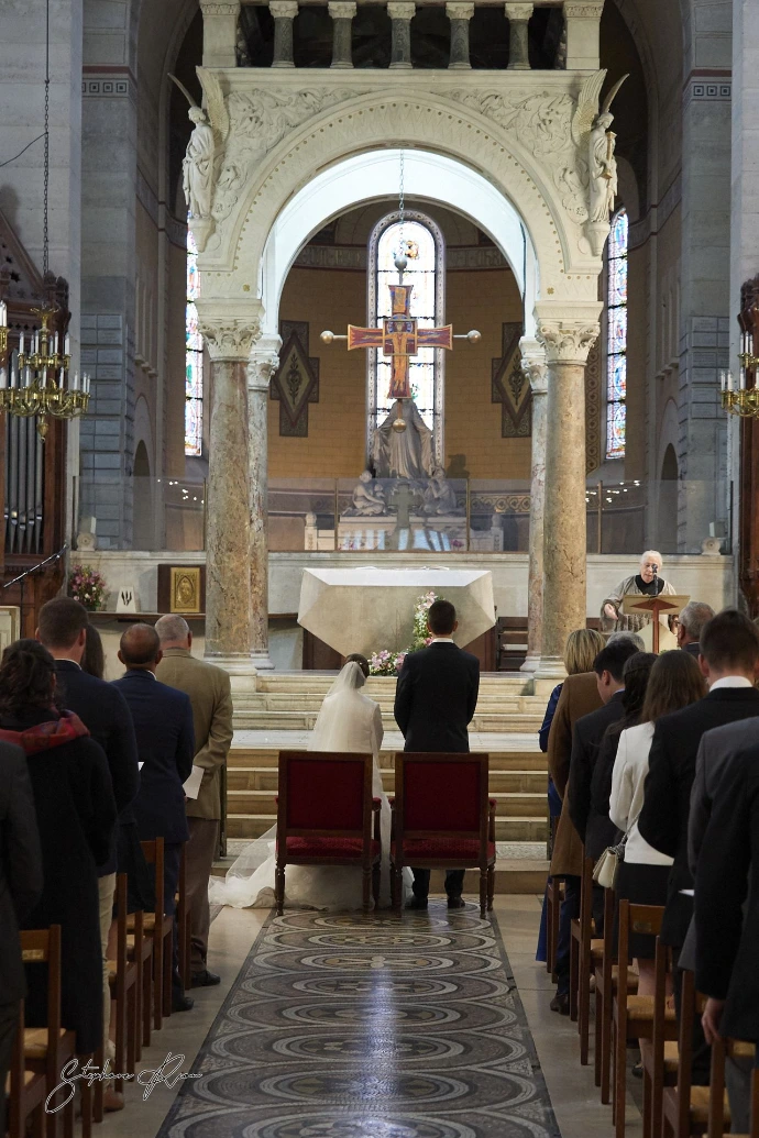 Marie et Nelson mariage à l'église