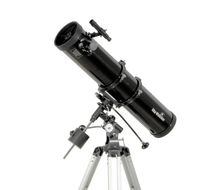 Sky-watcher 130/900 sur EQ2 motorisée en AD